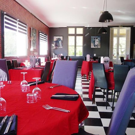 Hotel Restaurant Le Colombier Remoulins Dış mekan fotoğraf